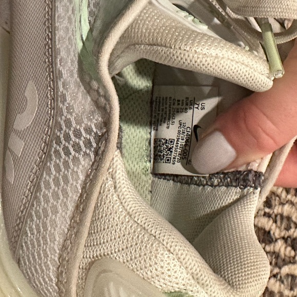 Youth Nike air - Picture 2 of 4